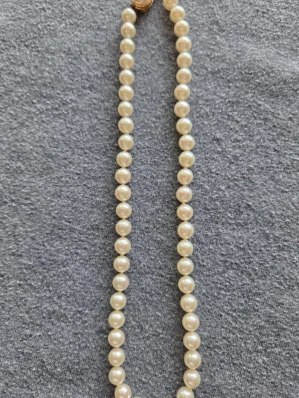 Majorica 17” Pearl Necklace Gold Plated Clasp - Picture 2 of 8